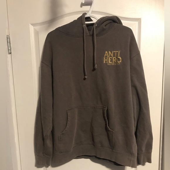 SIZE MEDIUM•ANTIHERO SKATEBOARDS•GREY•HOODIE - Picture 1 of 5